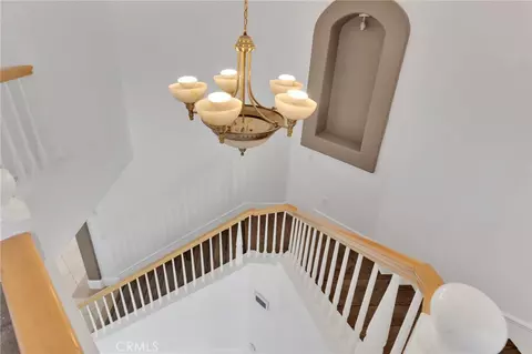 Entry Way - 16245 Ridge View Dr, Apple Valley, CA 92307 photo 9 of 14