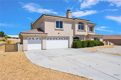 Exterior - 16245 Ridge View Dr, Apple Valley, CA 92307 photo 4 of 10