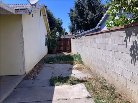Exterior - Undisclosed, Riverside, CA 92503 photo 4 of 6
