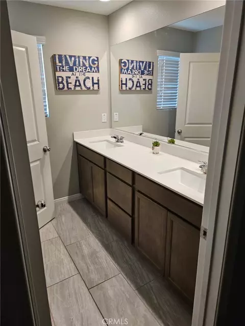 Bath - 4633 Eagle, Perris, CA 92571 photo 2 of 4