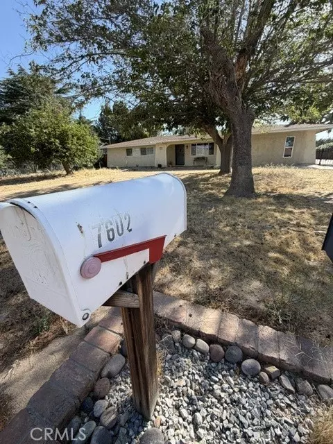 7602 Montrose Ave, Hesperia, CA 92345