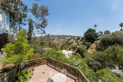 8248 Mannix, Los Angeles, CA 90046