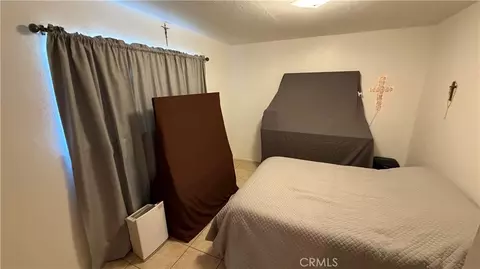 Bedroom - 16087 Spruce, Hesperia, CA 92345 photo 1 of 3