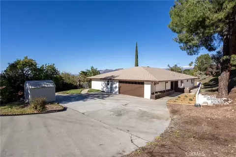 Exterior - 44750 Adobe Dr, Hemet, CA 92544 photo 11 of 13