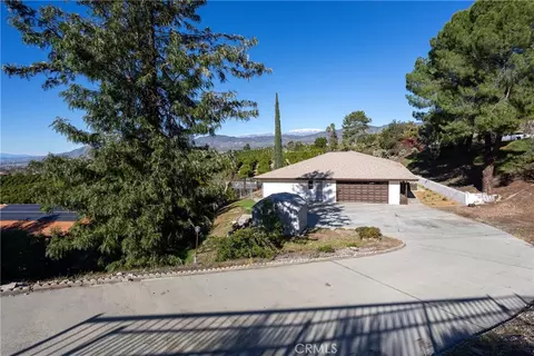 Exterior - 44750 Adobe Dr, Hemet, CA 92544 photo 10 of 13