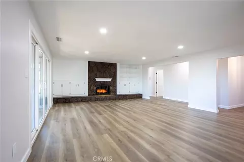 Living - 44750 Adobe Dr, Hemet, CA 92544 photo 5 of 6