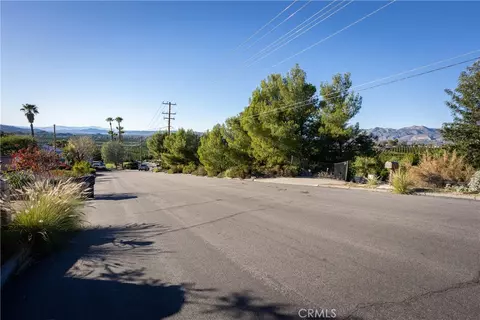 View/Area - 44750 Adobe Dr, Hemet, CA 92544 photo 7 of 9