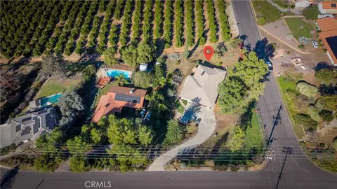 View/Area - 44750 Adobe Dr, Hemet, CA 92544 photo 3 of 9