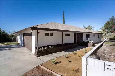 Exterior - 44750 Adobe Dr, Hemet, CA 92544 photo 12 of 13