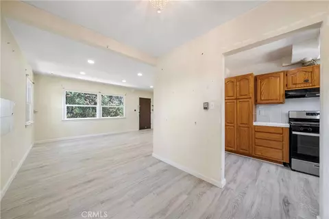 Living - 1350 E Hillcrest Dr, Thousand Oaks, CA 91362 photo 2 of 2