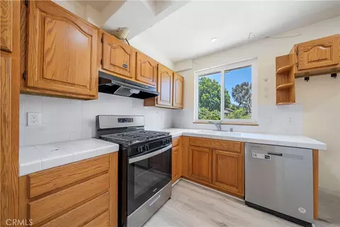 Kitchen - 1350 E Hillcrest Dr, Thousand Oaks, CA 91362 photo 1 of 1