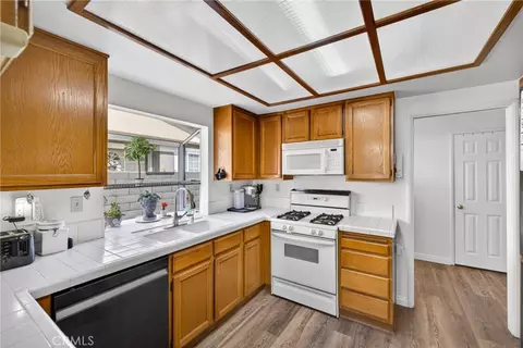Kitchen - 909 Shady Ln, Glendora, CA 91740 photo 1 of 5