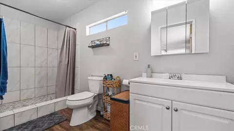 Bath - 1445 E Bermuda Dunes, Ontario, CA 91761 photo 3 of 3