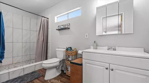 Bath - 1445 E Bermuda Dunes, Ontario, CA 91761 photo 3 of 3
