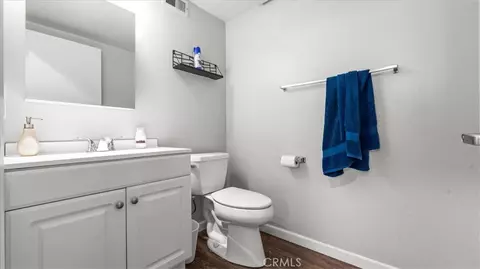 Bath - 1445 E Bermuda Dunes, Ontario, CA 91761 photo 2 of 3