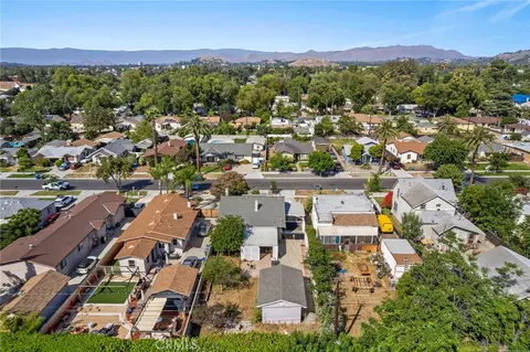 View/Area - 3658 Hoover St, Riverside, CA 92504 photo 6 of 9