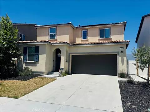 2651 Emerald Bay, Rialto, CA 92377