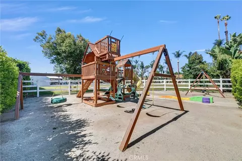 3834 Locust, Chino, CA 91710 photo 38