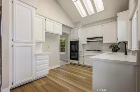 Entry Way - 1592 Evergreen, Upland, CA 91784 photo 3 of 10