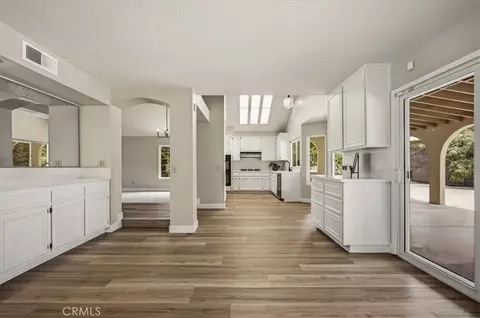 Entry Way - 1592 Evergreen, Upland, CA 91784 photo 6 of 10