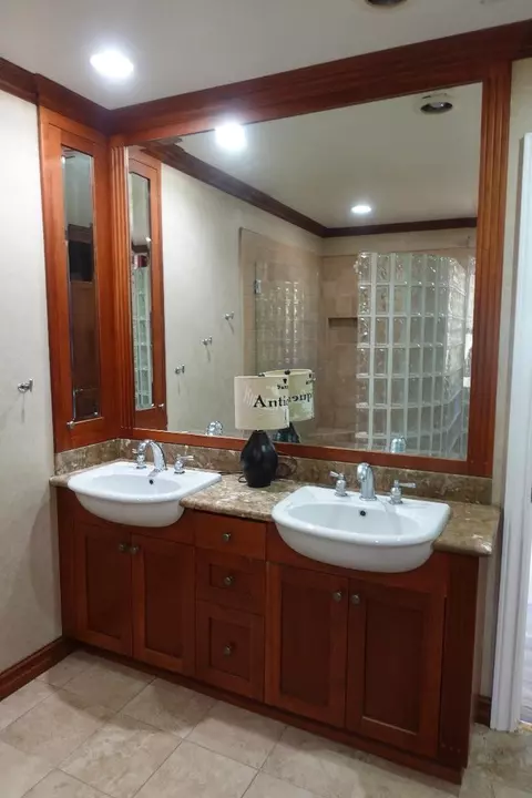Bath - 2534 E Vis, Upland, CA 91784 photo 1 of 3