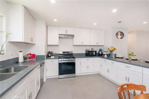 Kitchen - 10707 Redwood, Hesperia, CA 92345 photo 2 of 4