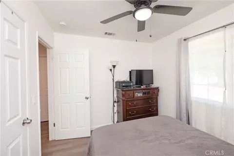 Bedroom - 10707 Redwood, Hesperia, CA 92345 photo 1 of 5