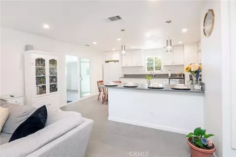 10707 Redwood, Hesperia, CA 92345