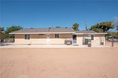 Exterior - 10707 Redwood, Hesperia, CA 92345 photo 3 of 11