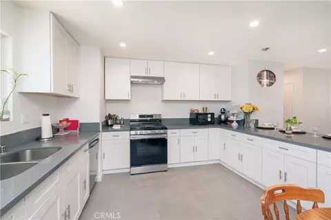 10707 Redwood, Hesperia, CA 92345