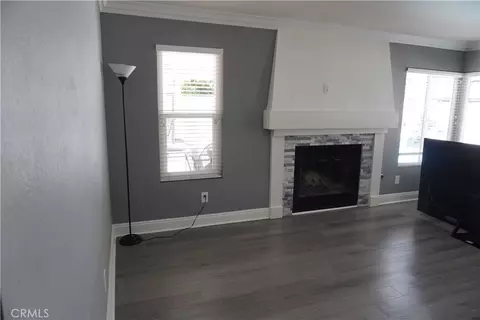 Living - 10406 Sandstone Ct, Mentone, CA 92359 photo 2 of 5