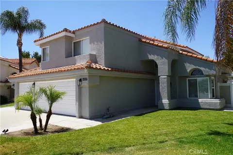 10406 Sandstone Ct, Mentone, CA 92359