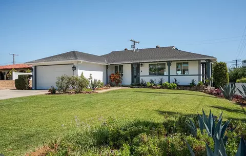904 Edgecomb St, Covina, CA 91724
