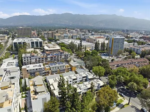 View/Area - 239 S Marengo Ave S #106, Pasadena, CA 91101 photo 6 of 9