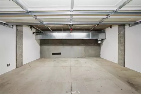 Exterior - 239 S Marengo Ave S #106, Pasadena, CA 91101 photo 14 of 15