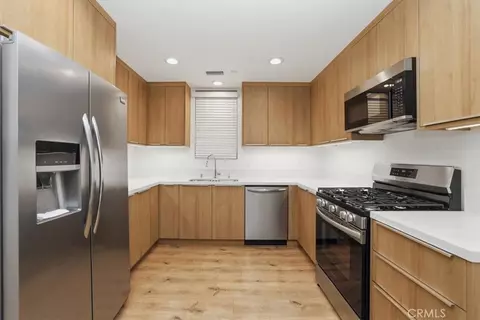 Kitchen - 239 S Marengo Ave S #106, Pasadena, CA 91101 photo 1 of 3