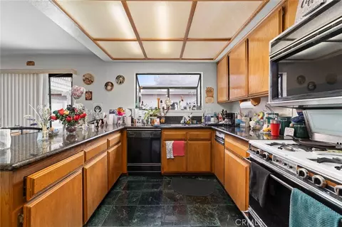 Kitchen - 5220 Hanover Way, Montclair, CA 91763 photo 2 of 2