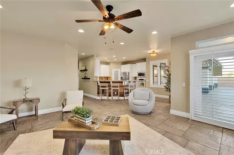 Living - 7381 Cygnet Rd, Phelan, CA 92371 photo 2 of 3