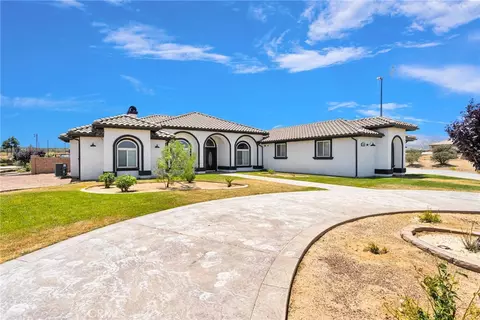 Exterior - 7381 Cygnet Rd, Phelan, CA 92371 photo 2 of 22