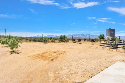 Exterior - 7381 Cygnet Rd, Phelan, CA 92371 photo 11 of 22