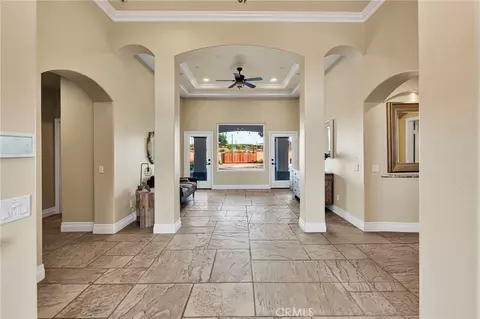 Entry Way - 7381 Cygnet Rd, Phelan, CA 92371 photo 1 of 6