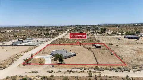 View/Area - 11671 Desert Vw, Pinon Hills, CA 92372 photo 10 of 16