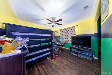 Bedroom - 11671 Desert Vw, Pinon Hills, CA 92372 photo 1 of 3
