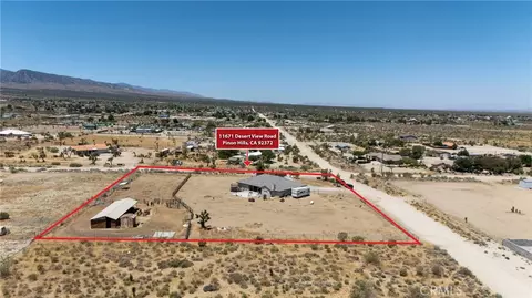 View/Area - 11671 Desert Vw, Pinon Hills, CA 92372 photo 6 of 16
