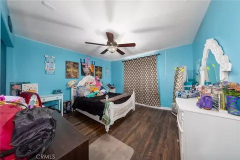 Bedroom - 11671 Desert Vw, Pinon Hills, CA 92372 photo 3 of 3