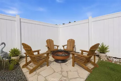 Exterior - 2972 Westchester Dr, Riverside, CA 92503 photo 6 of 8