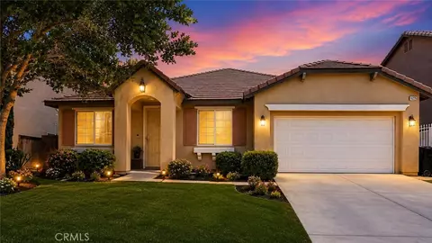 16026 Greyrock, Victorville, CA 92395