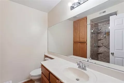 Bath - 1014 W Jackson, Rialto, CA 92376 photo 1 of 2