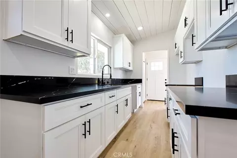 4264 Harrison St, Riverside, CA 92503 photo 7