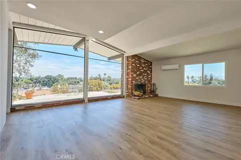 Living - 4262 Harrison St, Riverside, CA 92503 photo 2 of 4